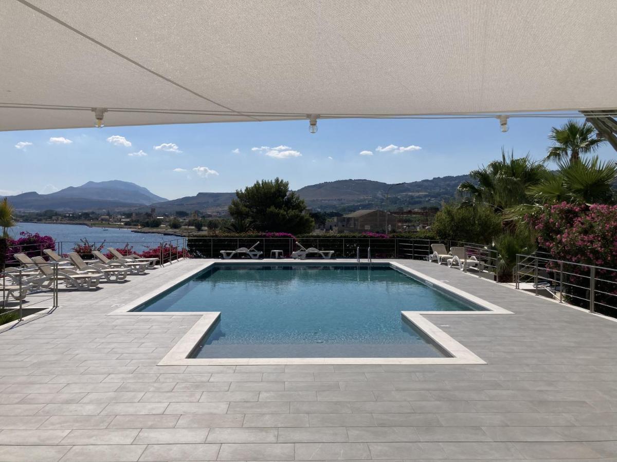 Residence Tamarea Tonnara di Bonagia Eksteriør billede