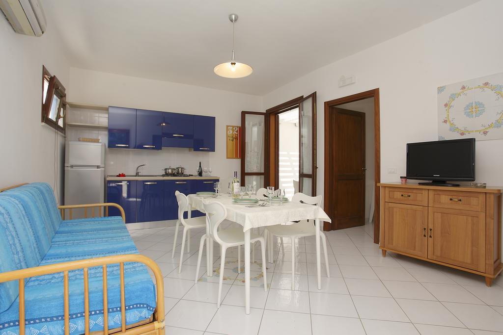 Residence Tamarea Tonnara di Bonagia Værelse billede